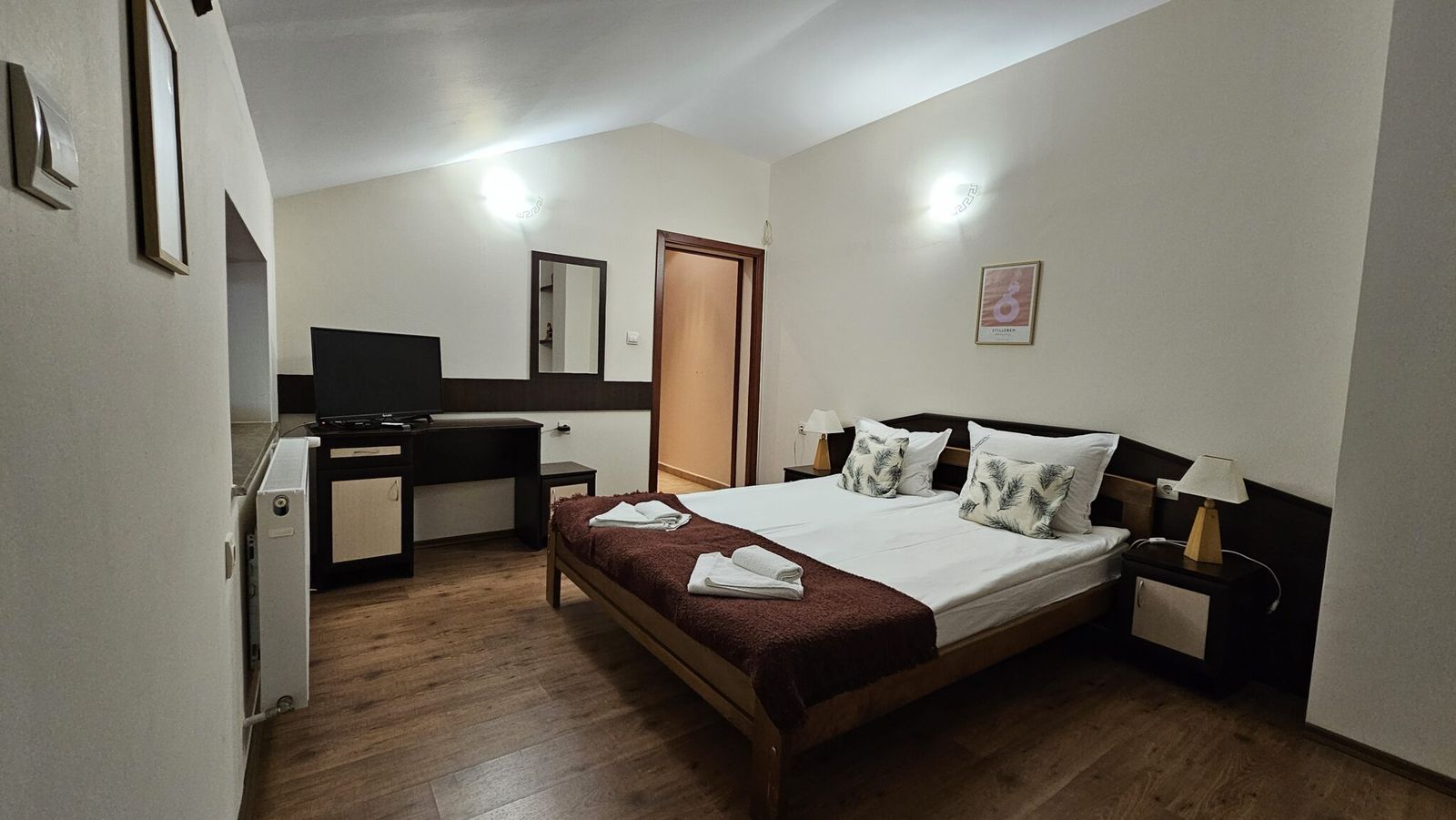 A twin room with two separate beds